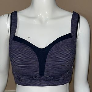 Lululemon TaTa Tamer  36C